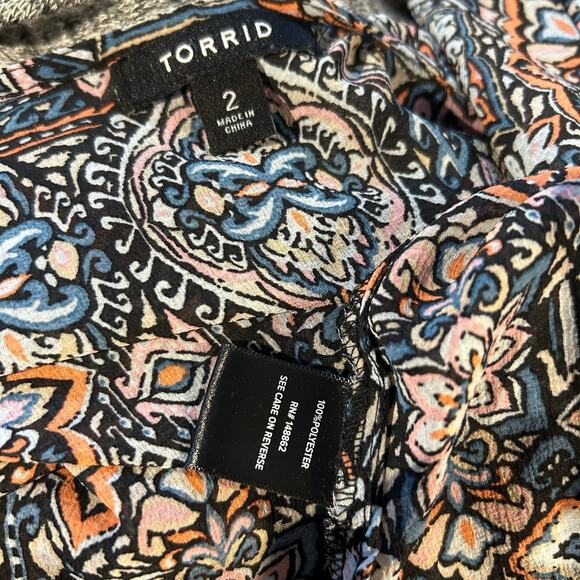 Torrid Kimono Open Top Shirttail Floral Black Pastel SZ 2X Boho Cottage Y2K - Picture 8 of 9